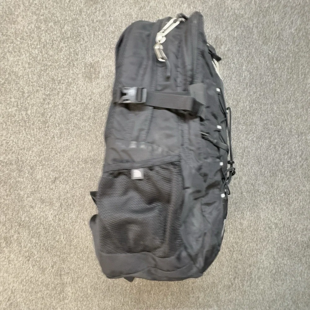 THE NORTH FACE Borealis Commuter Laptop Backpack School Travel Hiking Bag Black